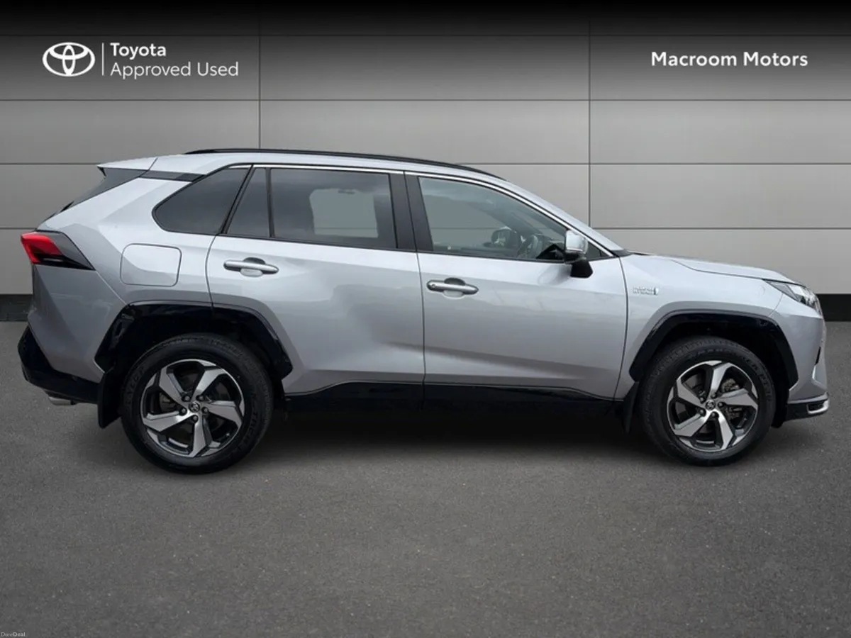 Toyota RAV4 RAV4 PLUG-IN HYBRID SOL - Image 3