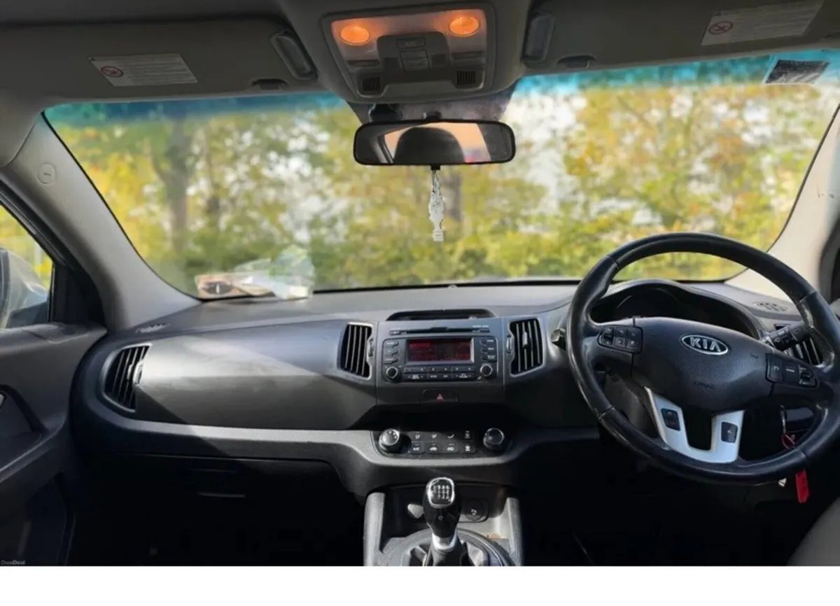 Kia sportage High Spec - Image 3