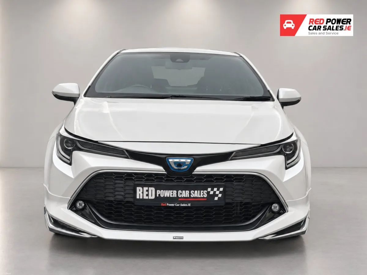 2019 Toyota Corolla Sport Petrol Hybrid 1.8 - Image 3