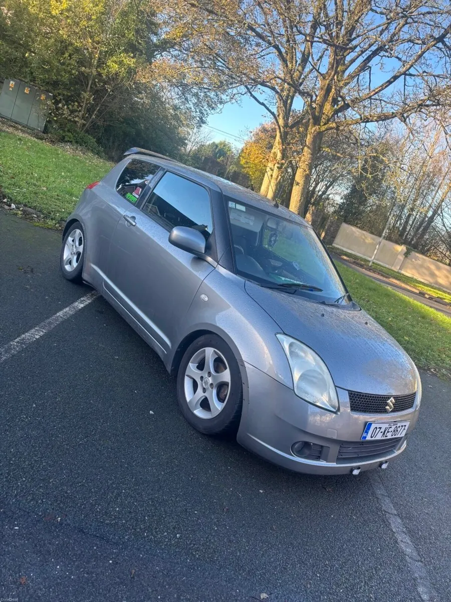 2007 Suzuki Swift - Image 1