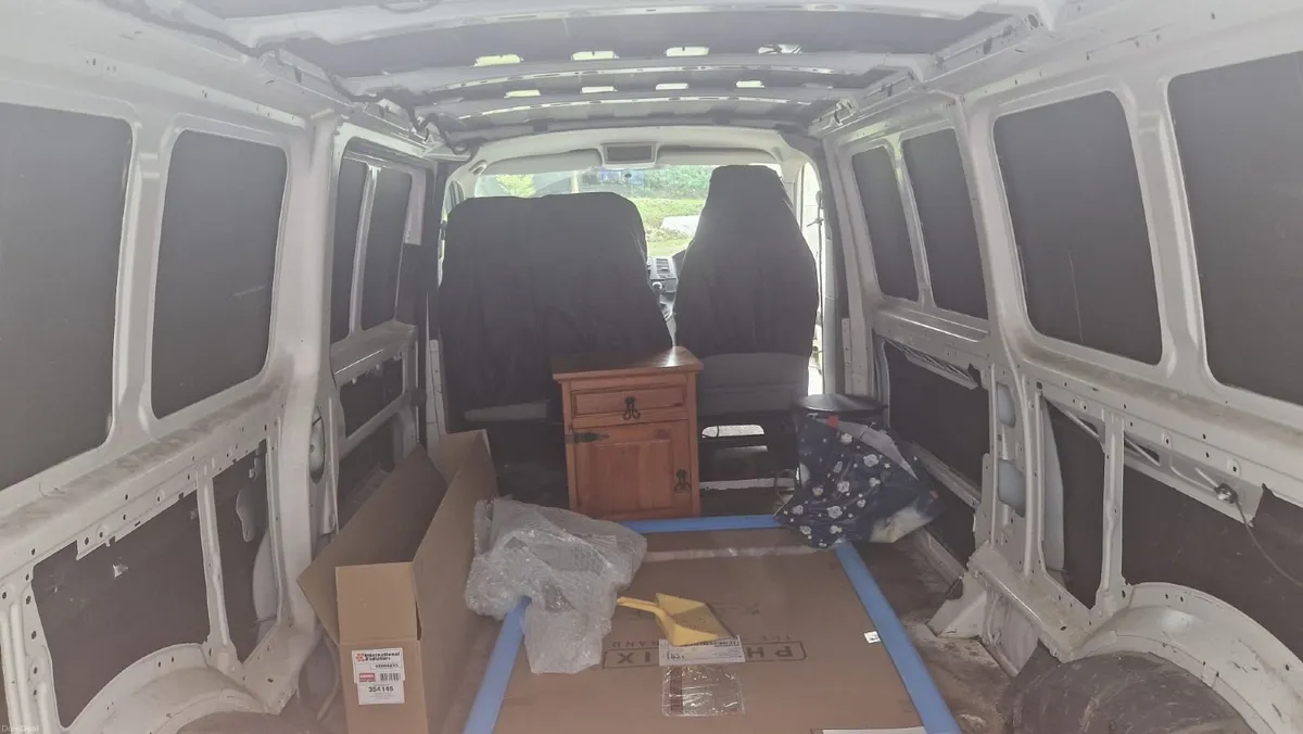 2015 Volkswagen Transporter 2.0ltr TDI - Image 5