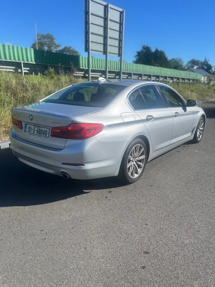 BMW 5-Series 2018 - Image 6