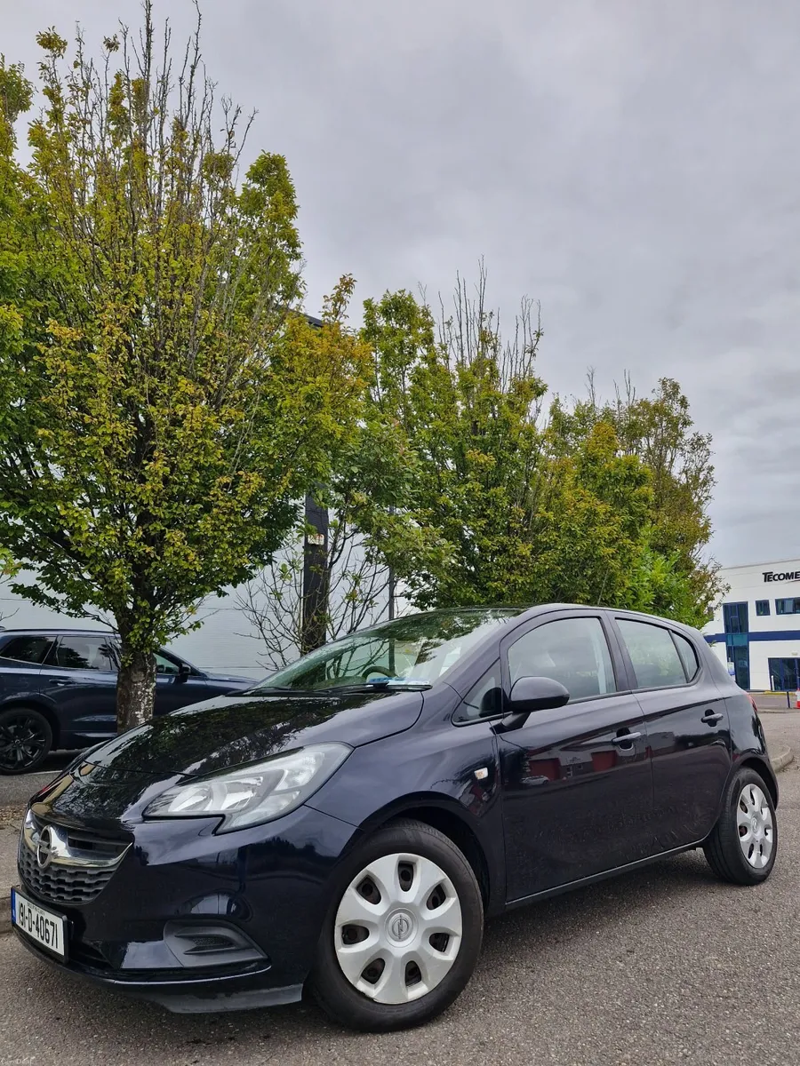 AUTOMATIC 2019 Opel Corsa 1.4 Petrol - Image 2