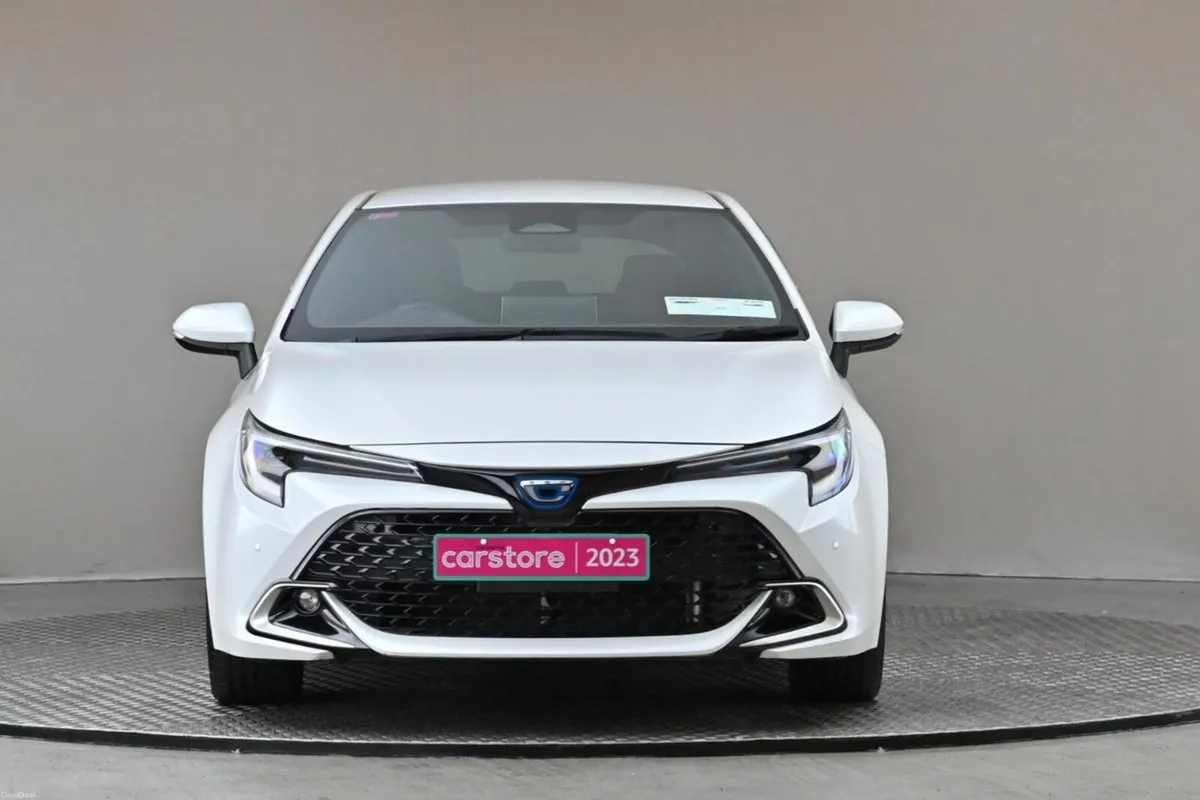 Toyota Corolla 1.8 HYBRID SPORT **ANDROID CAR PLAY - Image 2