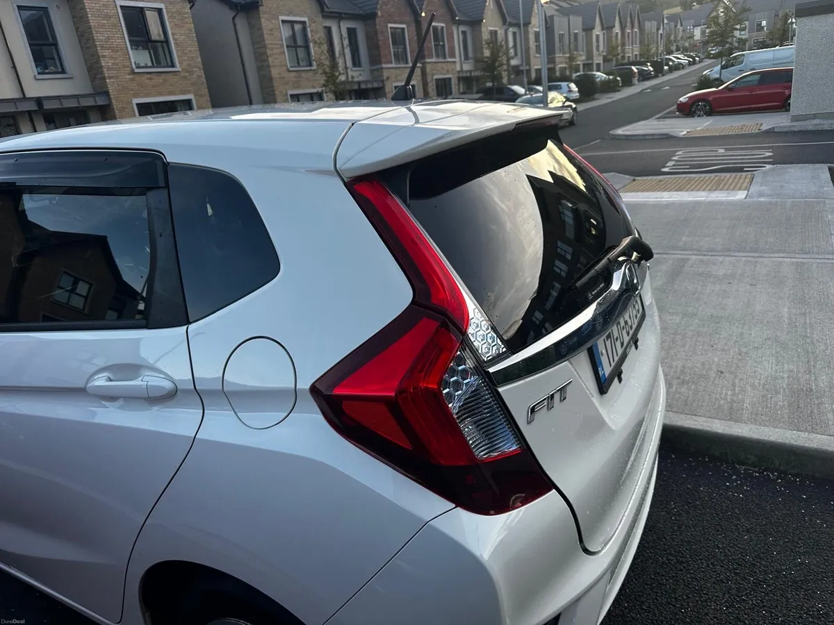 Honda fit 2017 Automatic NCT 04/28 - Image 5