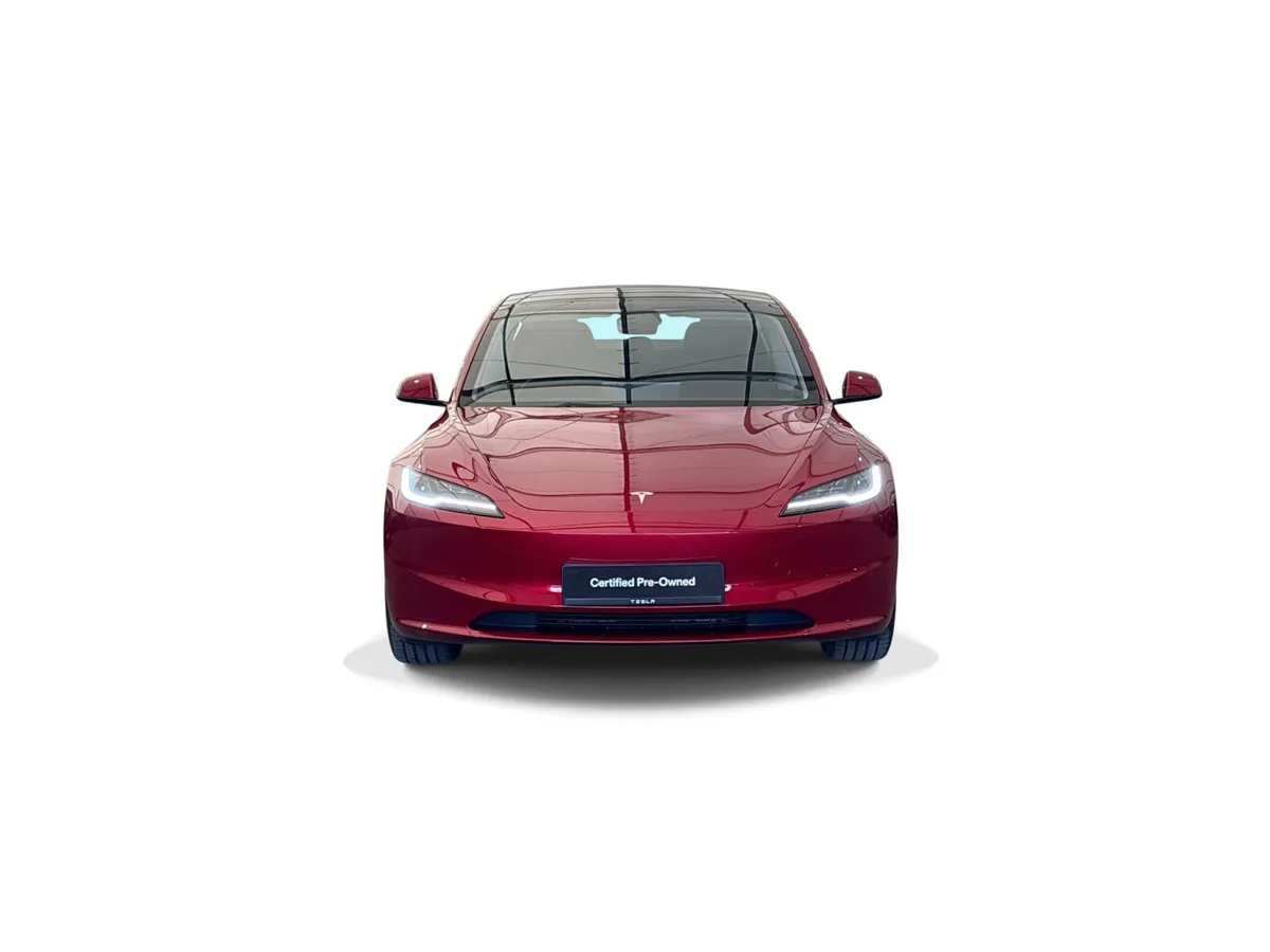 Tesla Model 3 2024 - Image 2