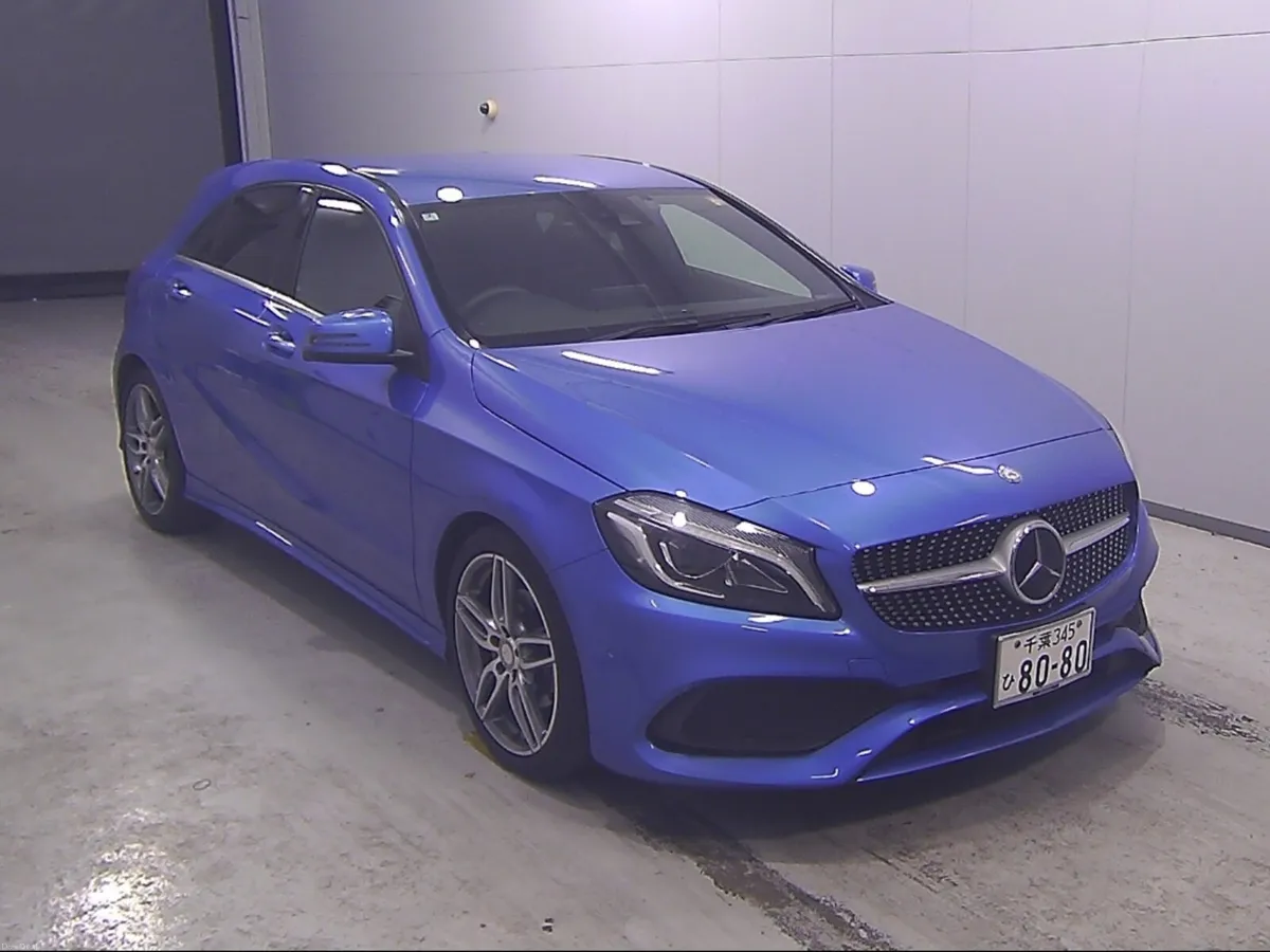 MERCEDES BENZ A180 AMG LINE AUTO 2016 - Image 1