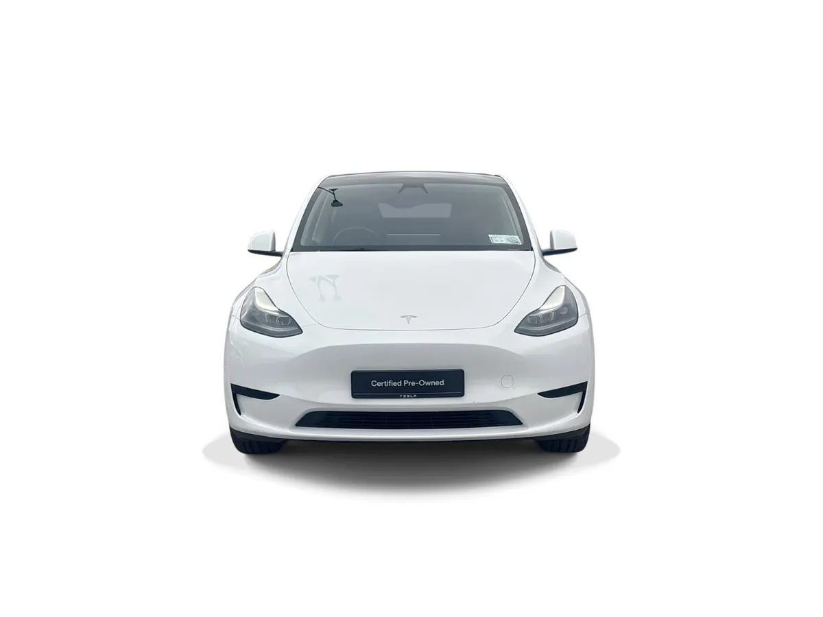 Tesla Model Y 2023 - Image 2