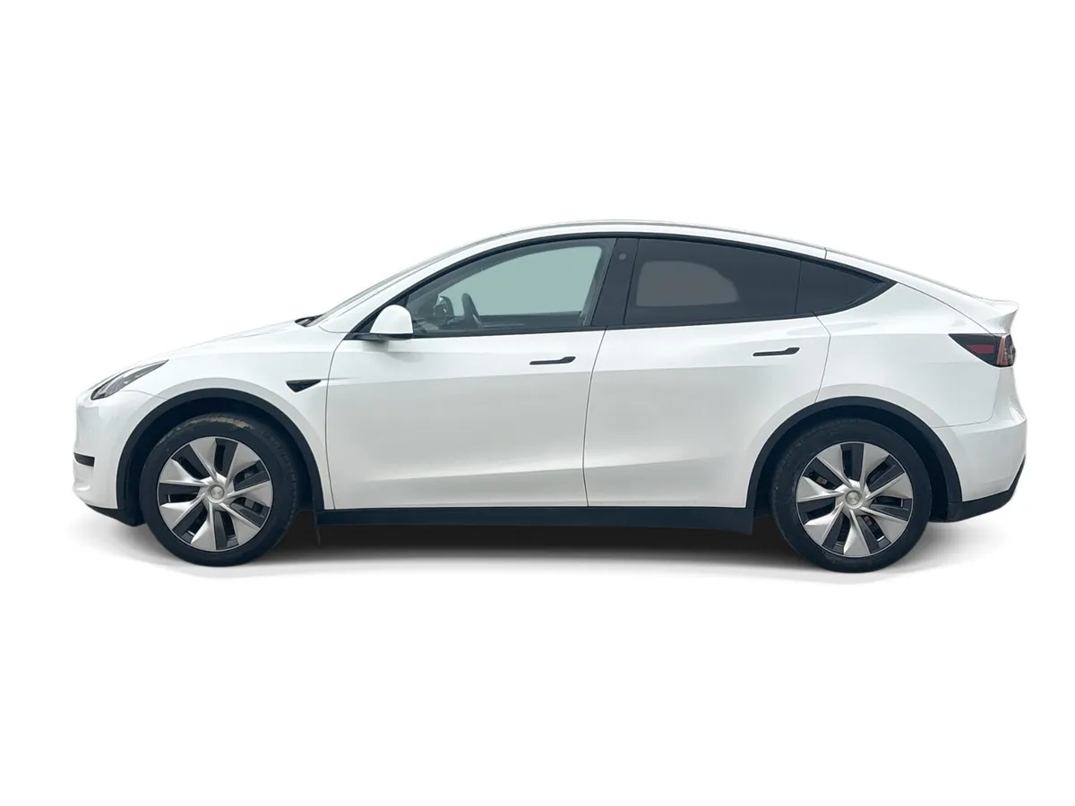 Tesla Model Y 2023 - Image 6