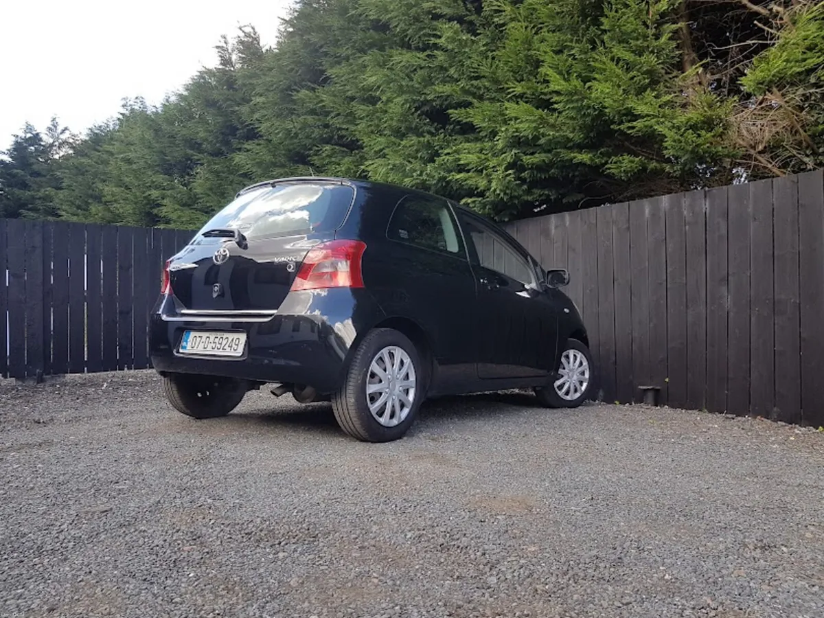 YARIS LOW KM.. TAX & TEST 1 YEAR - Image 5