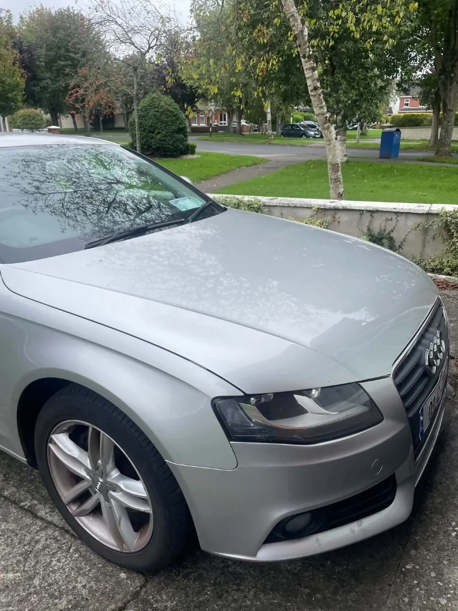 Audi A4 2009 - Image 2