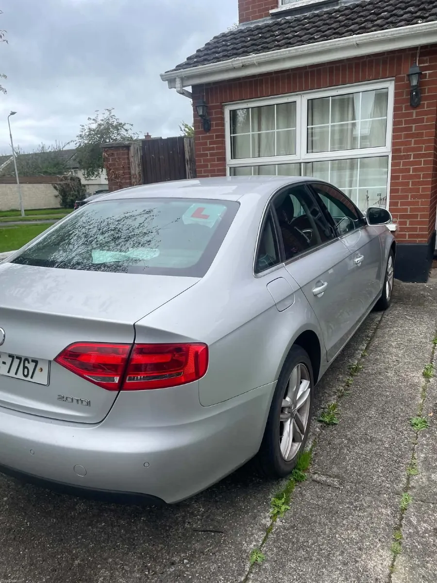 Audi A4 2009 - Image 4