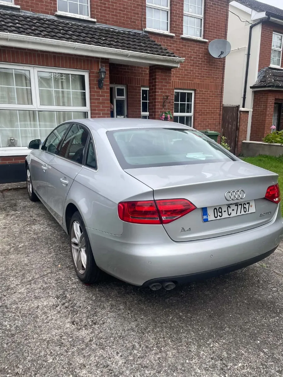 Audi A4 2009 - Image 1