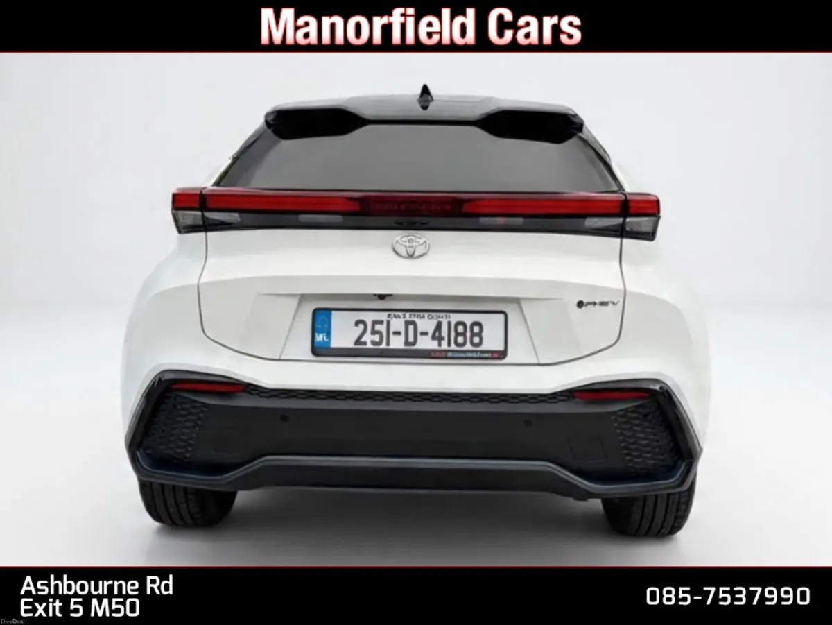 2025 251 Toyota C-HR Sol PHEV 2.0 Hybrid 233BHP - Image 5