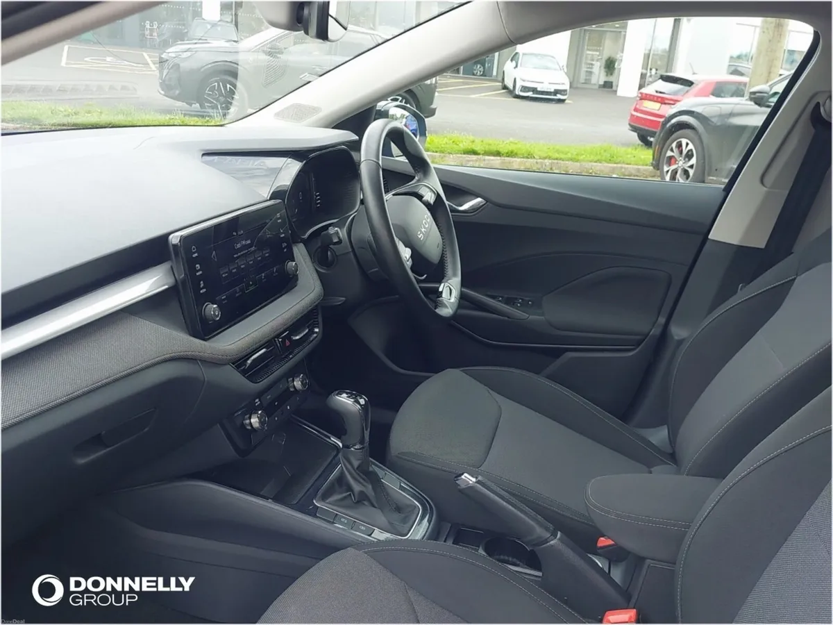 Skoda FABIA 1.0 TSI 116 Design Edition 5dr DSG - Image 2