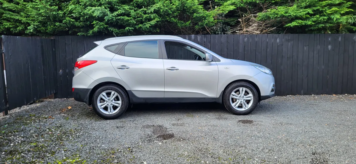 11 HYUNDAI IX35..LOW KM..NCT TODAY..VERY CLEAN - Image 4