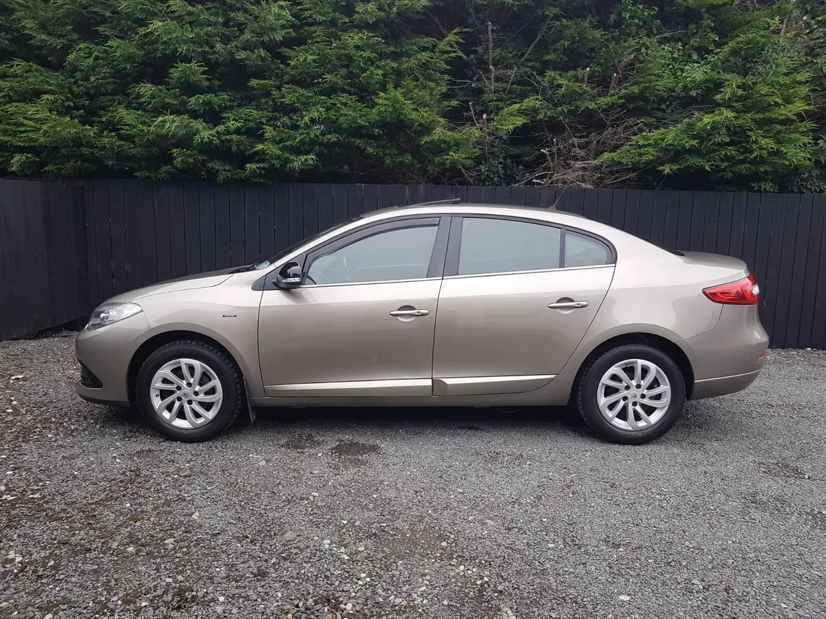 161 FLUENCE.. VERY LOW KM.. 1 YEAR WARRANTY - Image 5