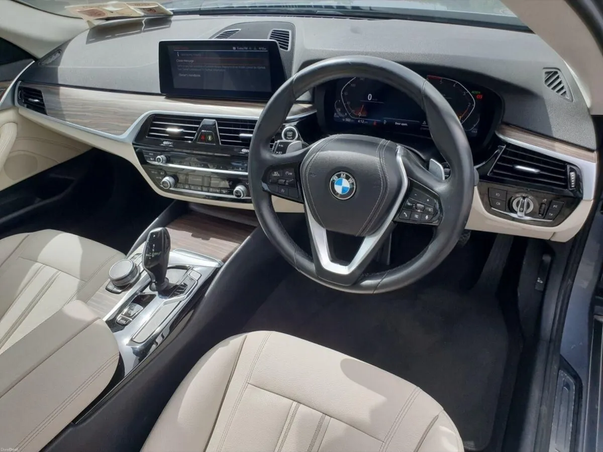 BMW 5-Series 520d SE Saloon - Image 6