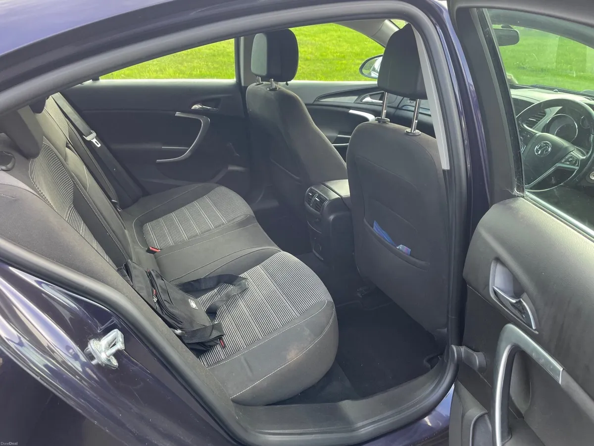 Vauxhall Insignia 2012 - Image 5