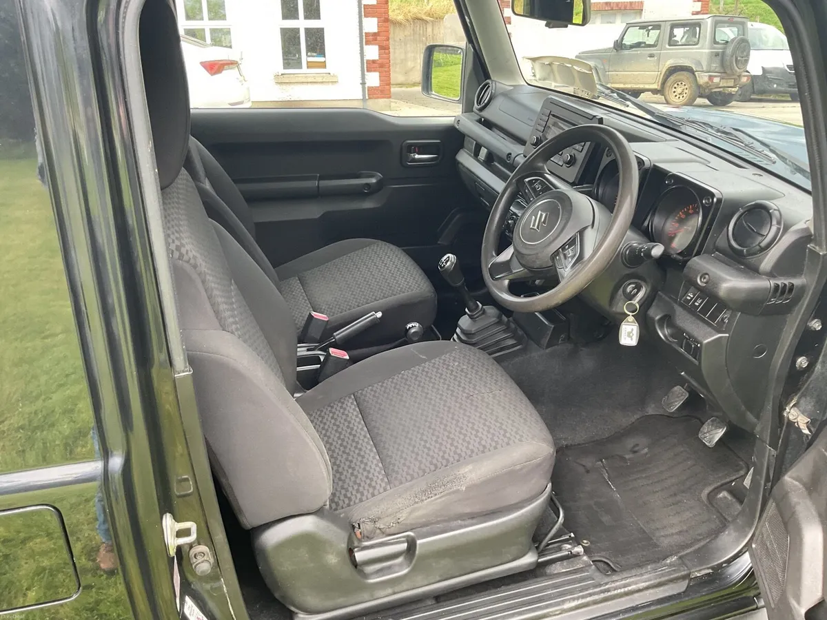 Suzuki Jimny 2022 All Grip 1.5L - Image 6