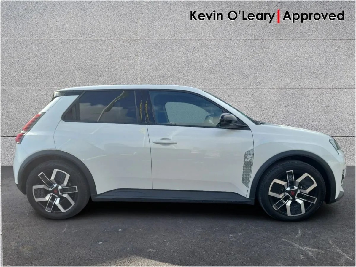 Renault 5 techno 52kWh 150hp - Image 6