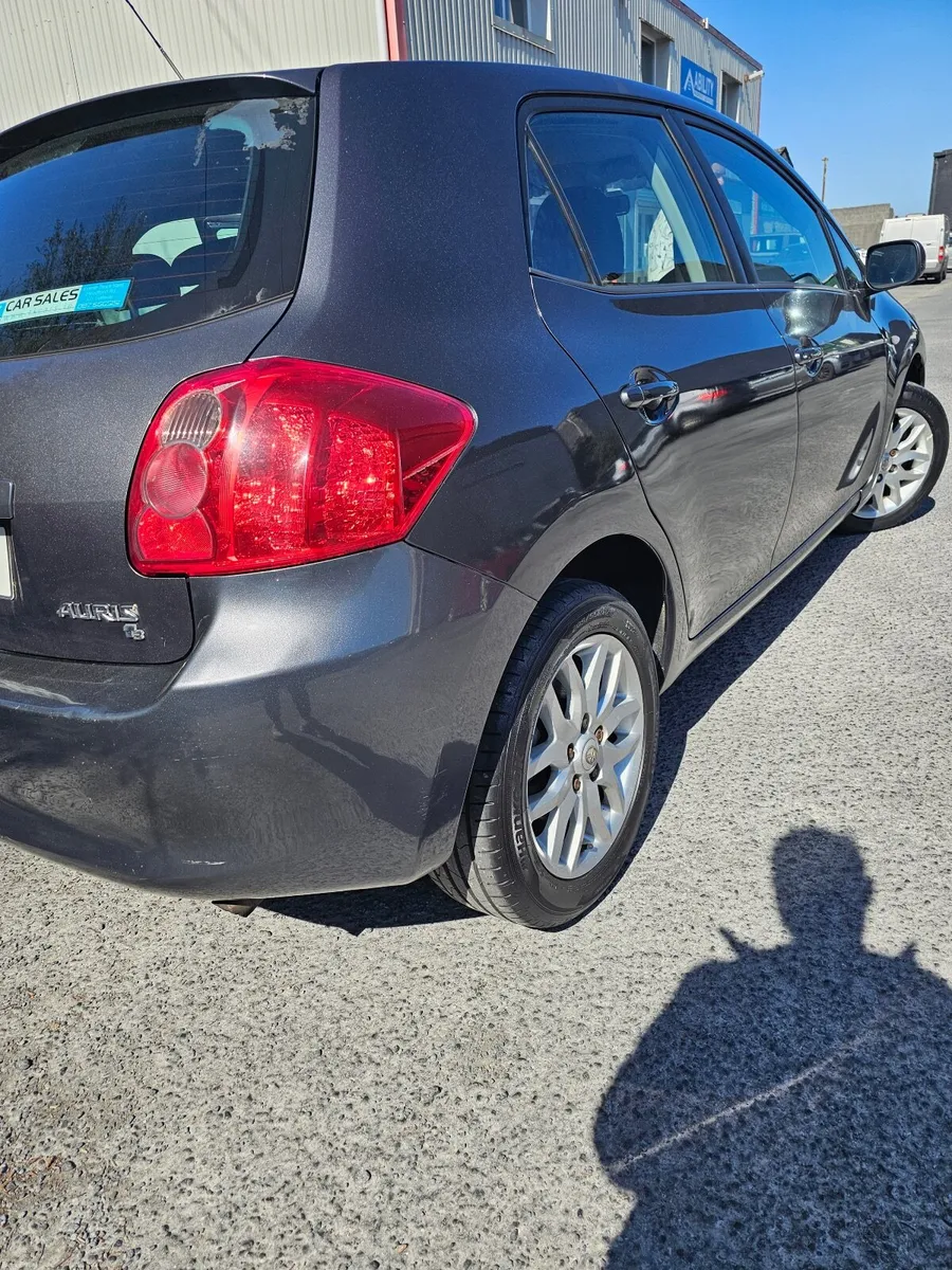 Toyota Auris 2009 Petrol 1.3 manual - Image 6