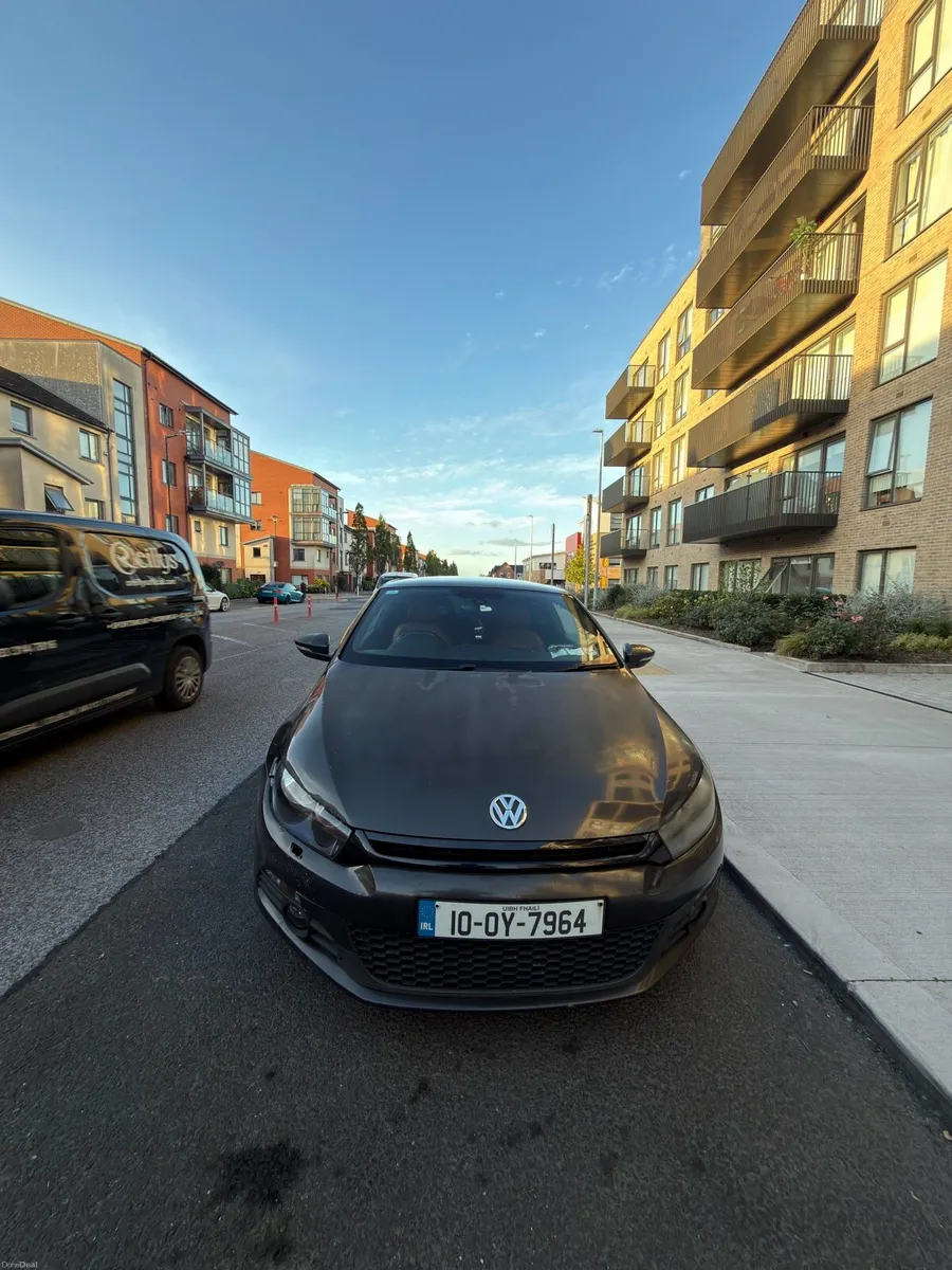 Volkswagen scirocco 2.0 Automatic - Image 1