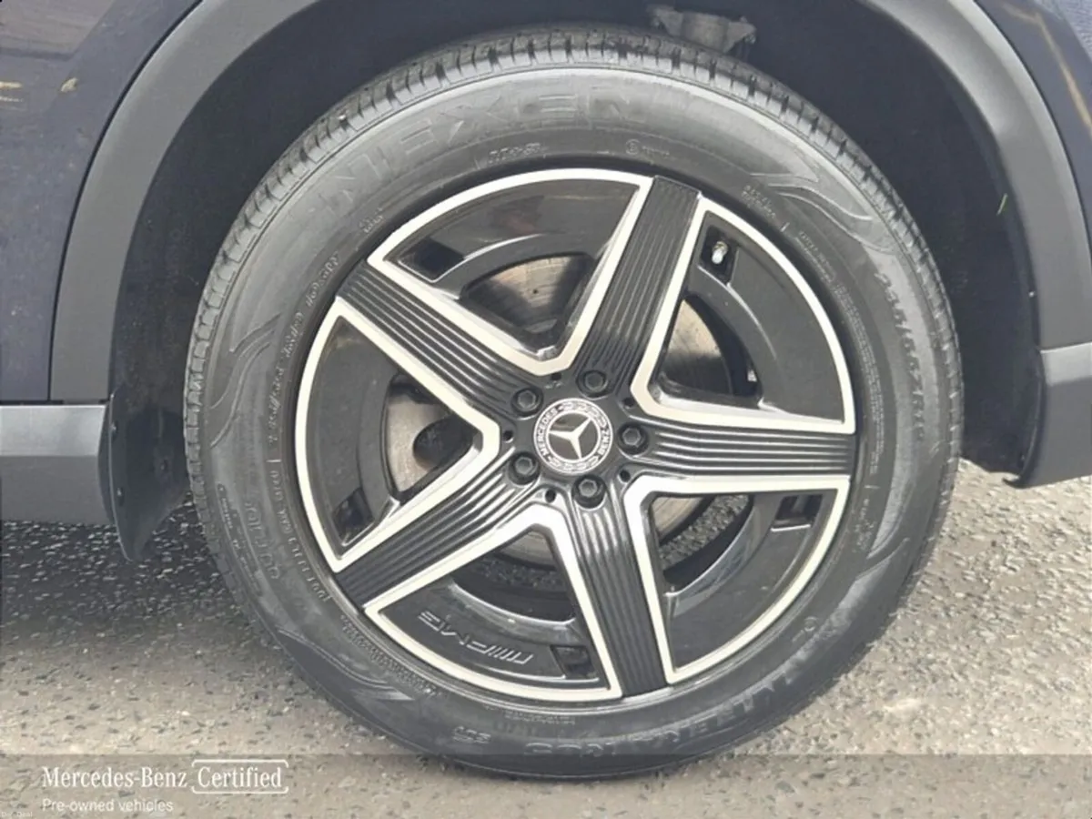Mercedes-Benz GLC GLC220D 4MATIC AMG Line A/T - Image 5
