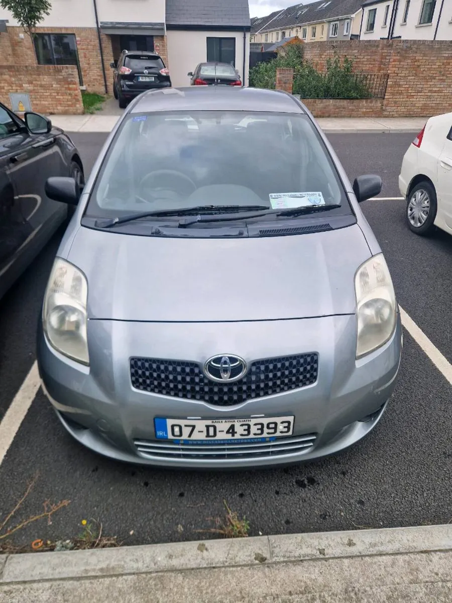 2007 Toyota yaris 1.0 tax 11/26 - Image 3