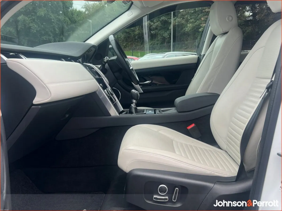 Land Rover Discovery Sport 2.0D eD4 163 PS FWD S - Image 3