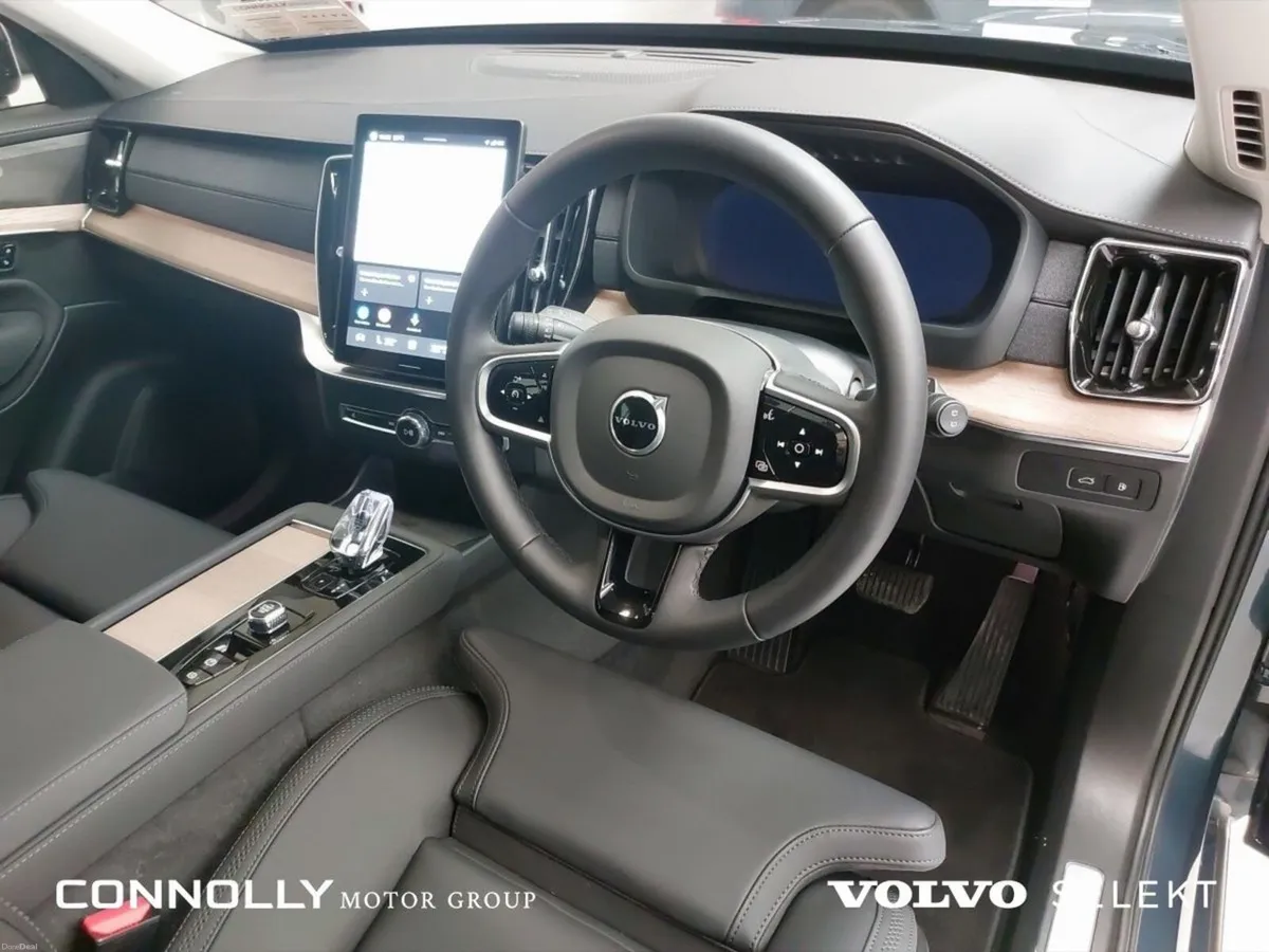 Volvo XC90 Plus | Plug in Hybrid | Sunroof | 7 sea - Image 4