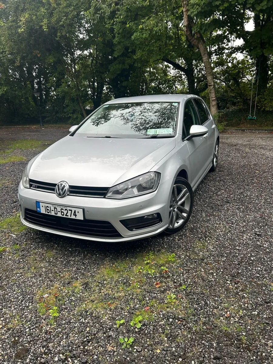 Volkswagen Golf blue motion tdi - Image 1
