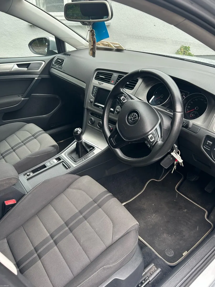 Volkswagen Golf blue motion tdi - Image 3
