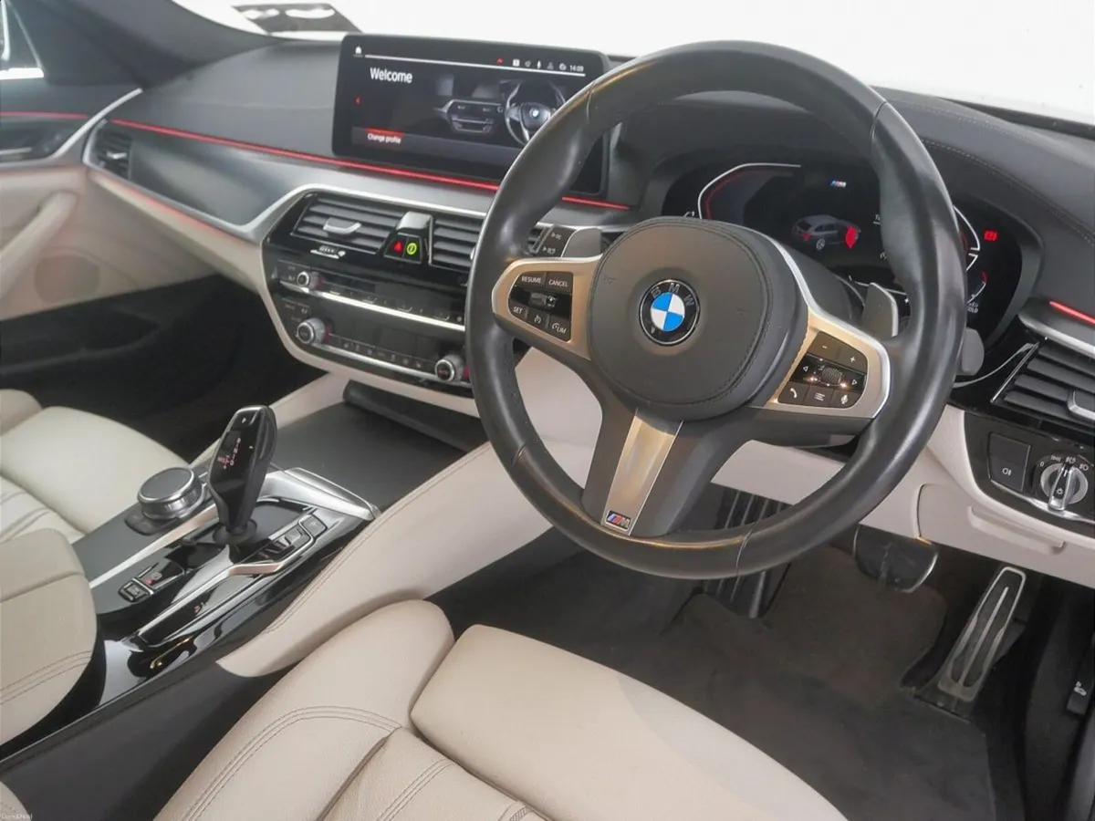 BMW 5-Series 520d M Sport Touring - Image 6