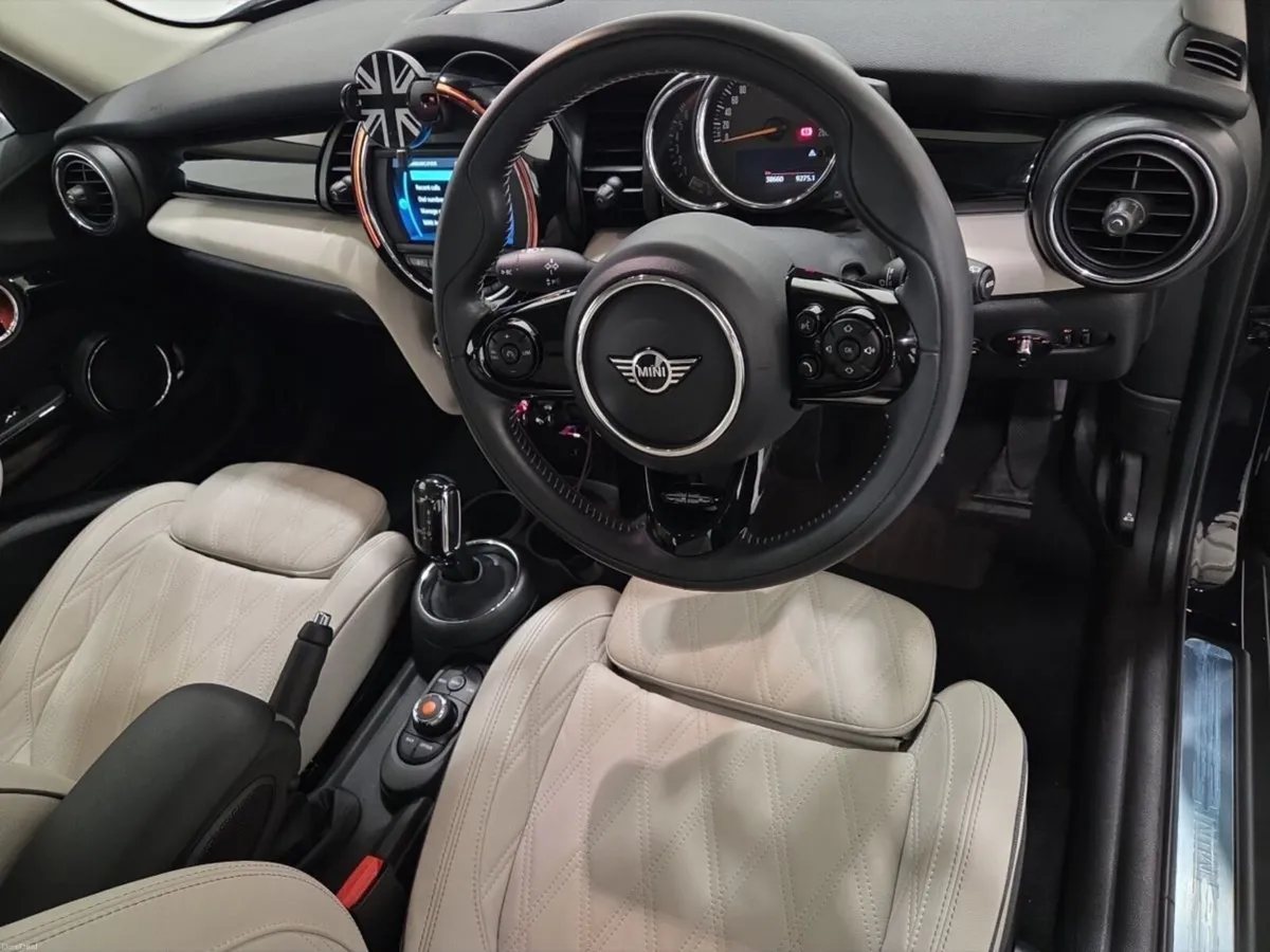Mini Cooper Cooper Exclusive - Image 6