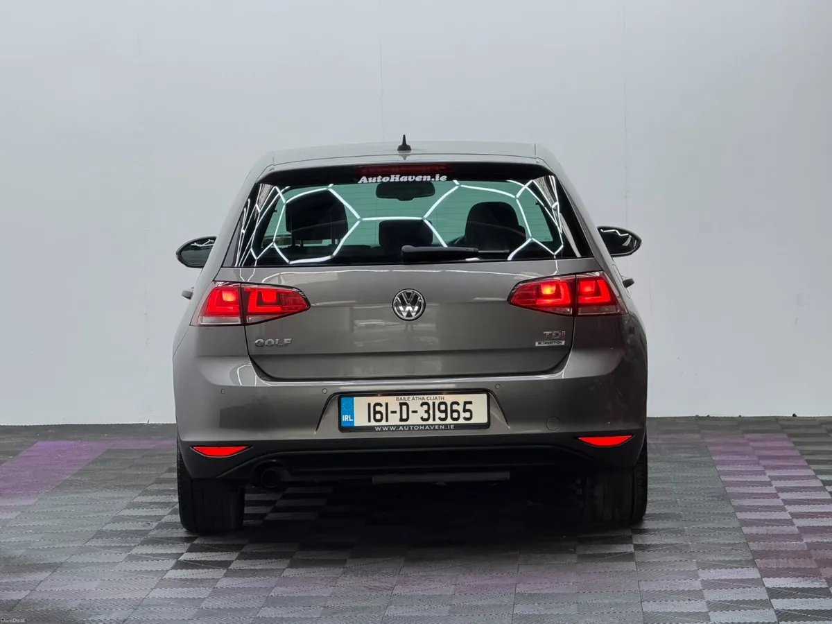 2016 Volkswagen Golf 1.6TDI Highline, - Image 5