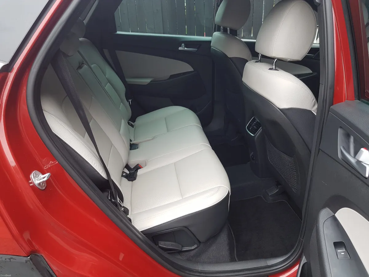 191 TUSCAN EXE PLS.. LOW KMS.. NCT TODAY - Image 4