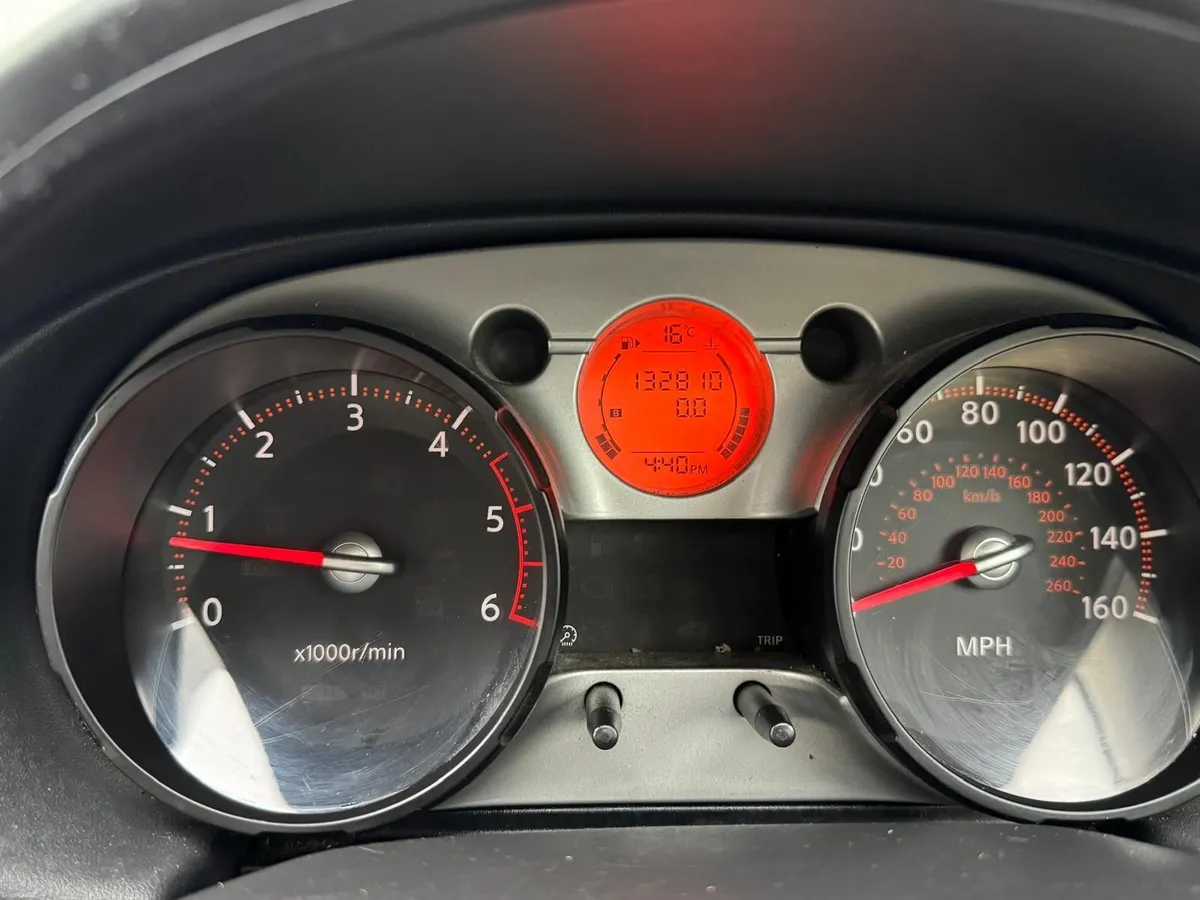 Nissan Qashqai 2008 - Image 3