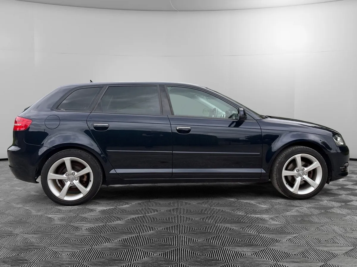 Audi A3 -S TRONIC -LOW KM- - Image 6