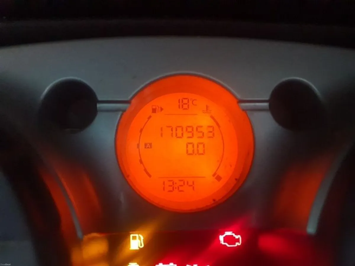 2008 Nissan Qashqai 1.5 Diesel Top Spec - Image 3