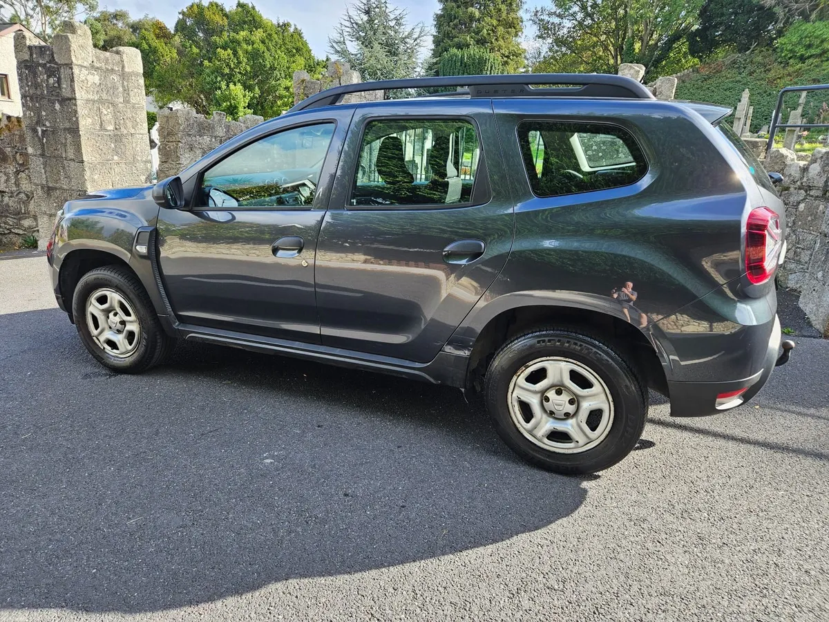 Dacia Duster ESSENTIAL TCE 90 4X2 5DR - Image 6