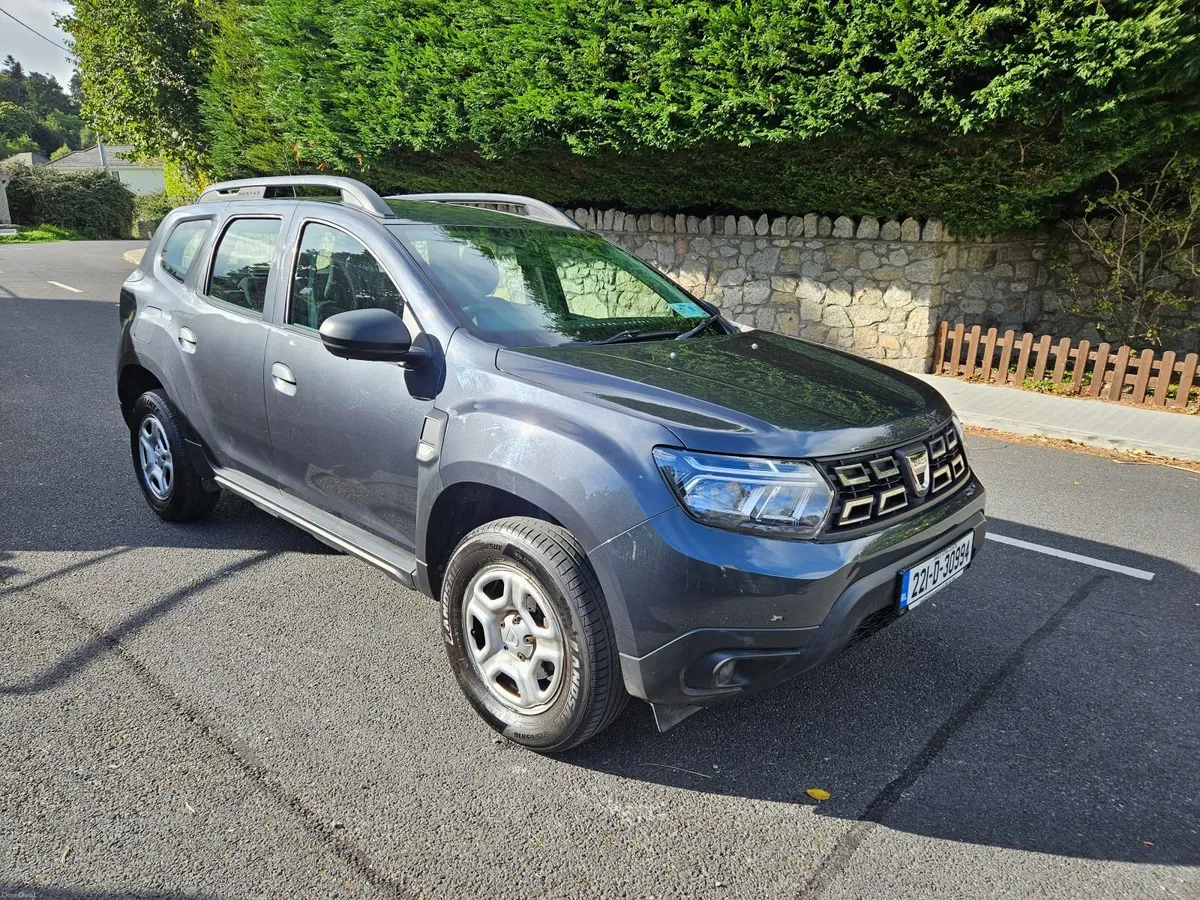 Dacia Duster ESSENTIAL TCE 90 4X2 5DR - Image 1