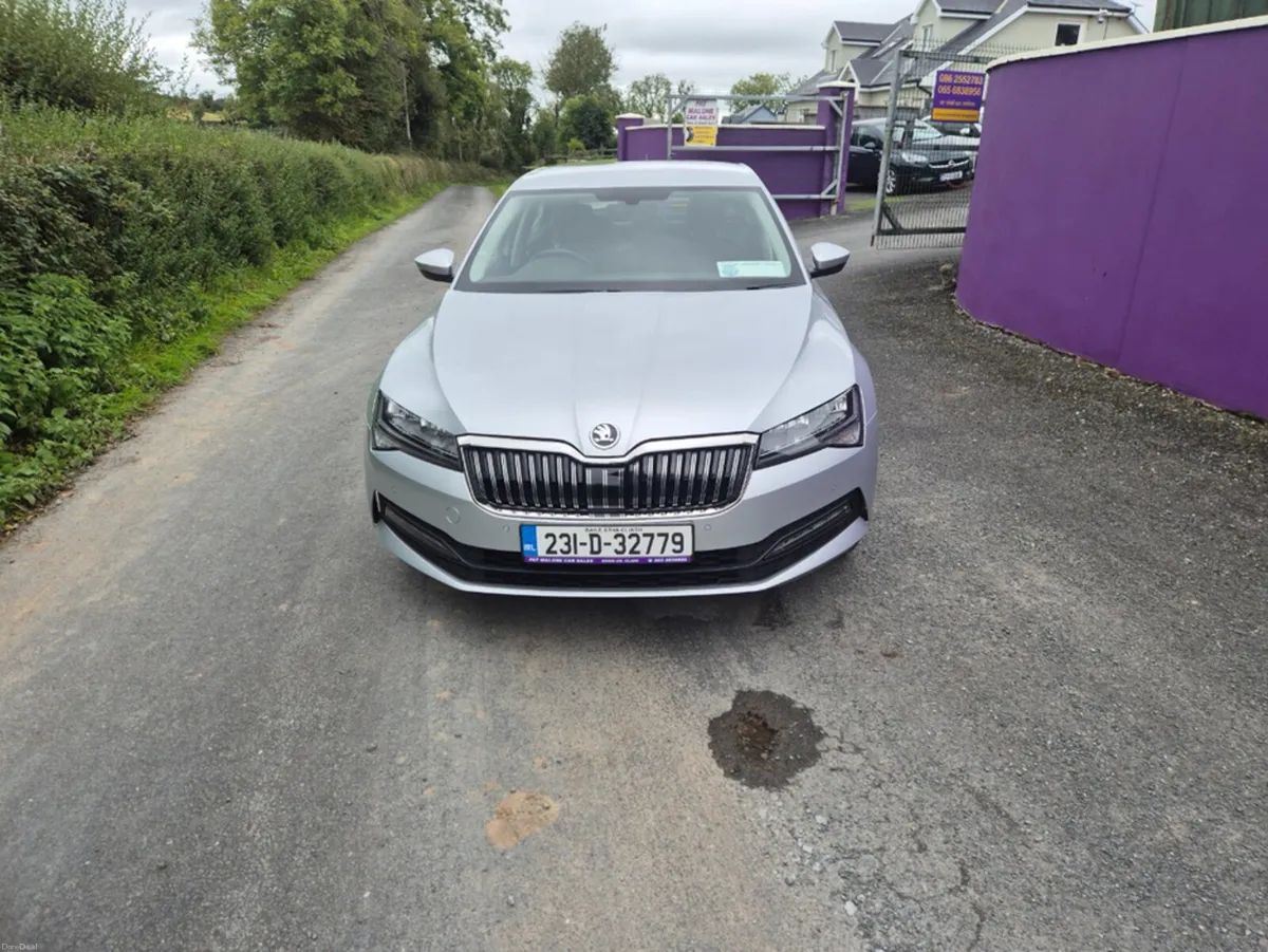 Skoda Superb AMBITION 2.0 TDI 150HP DSG 5DR AUTO - Image 2
