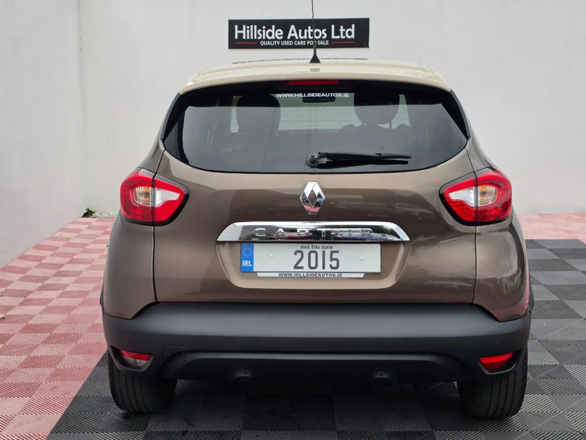 Renault Captur INTENSE 1.2 PETROL AUTOMATIC 5DR - Image 6