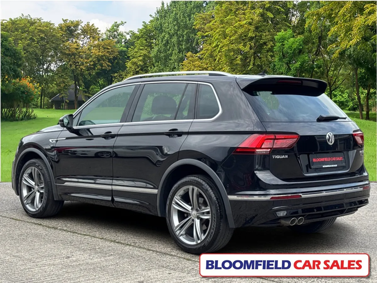 Volkswagen Tiguan 2.0 TDI R-LINE , BLACK LEATHER / - Image 5