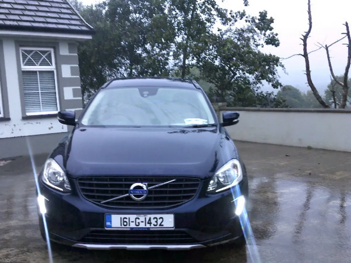 Volvo XC60 2016 - Image 2