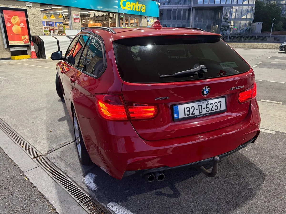 BMW 330d X DRIVE Touring - Image 5