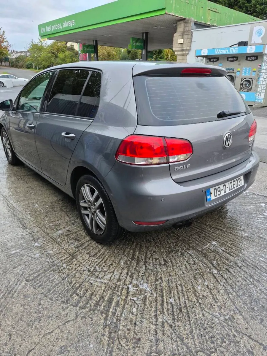 Vw golf automatic - Image 2