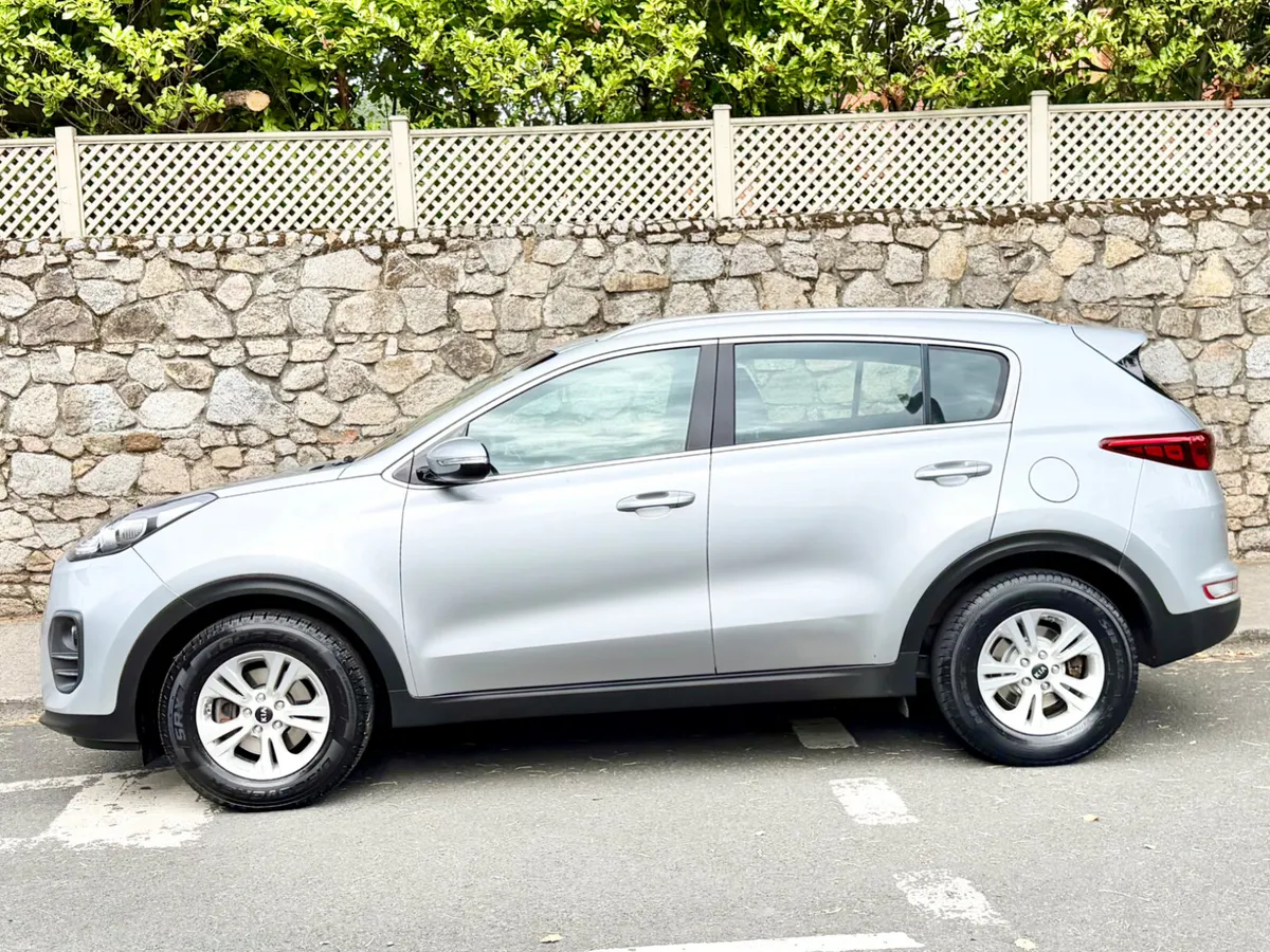 Kia Sportage 2018 !!! AUTO!!! - Image 4