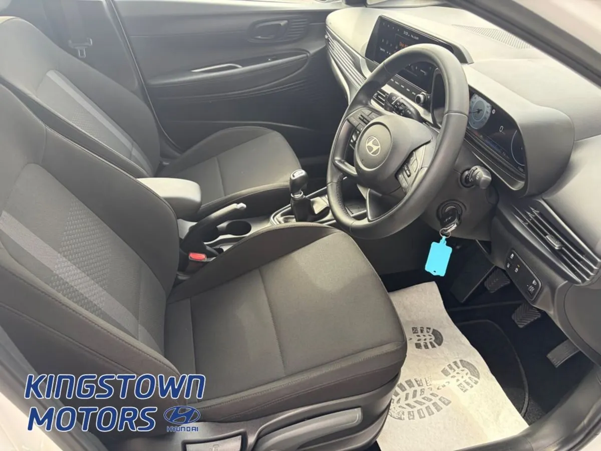 Hyundai i20 Deluxe Plus 5DR - Image 3